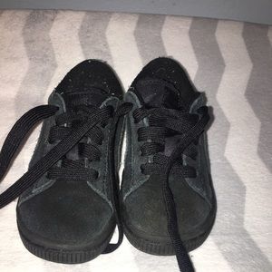 Puma black toddler size 8